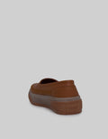Triset Sepatu Sneaker