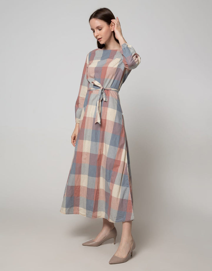 Expand Qosly Dresses