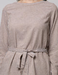 Expand Azkia Blouse