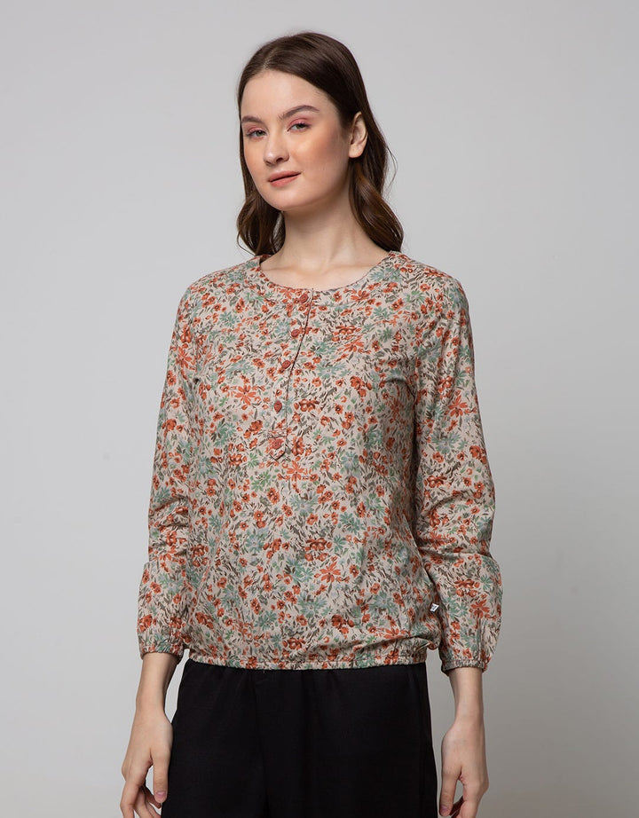 Expand Yarma Blouse