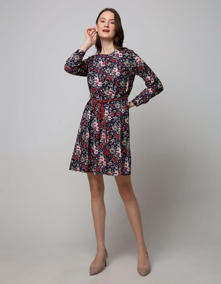 Expand Aneta Dresses