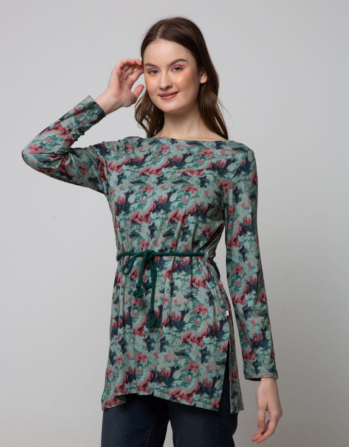 Expand Darya T-Shirt