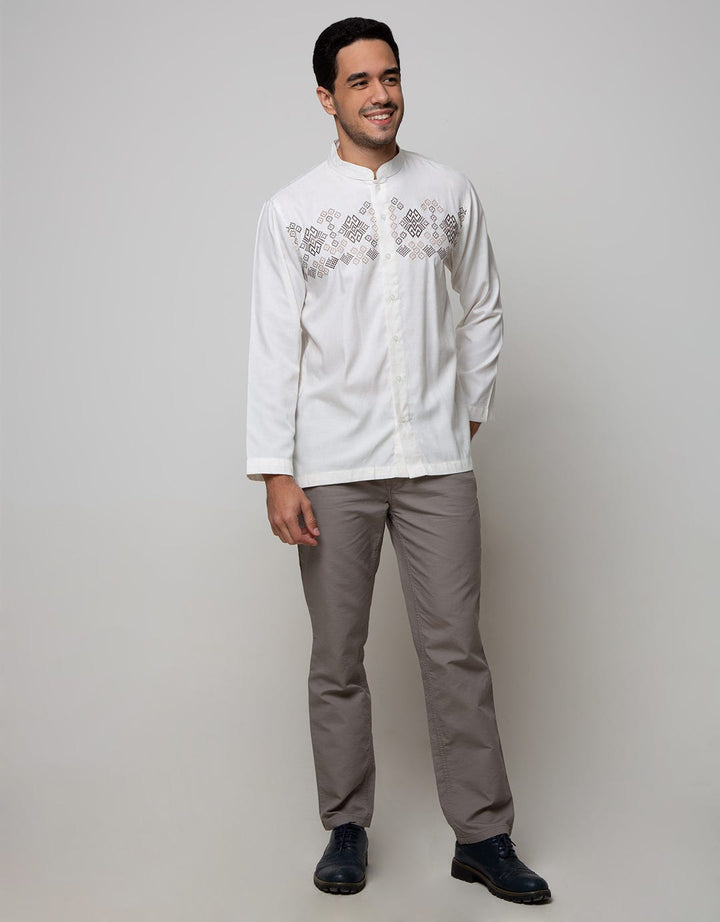 AL MUSTIKA Byron Bay