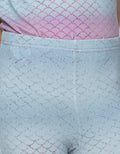 Exit Girls Earwyn Le