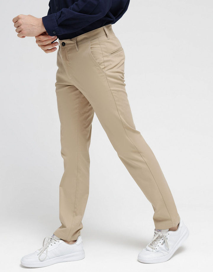 MOC Celana Panjang Chinos Vuron Pria