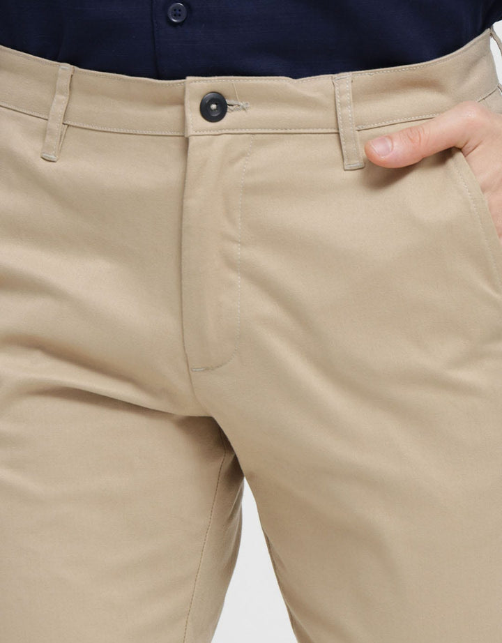 MOC Celana Panjang Chinos Vuron Pria
