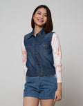 Geela Sleveless Light Denim Jacket