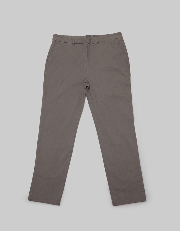 Geela Slim Fit Pant