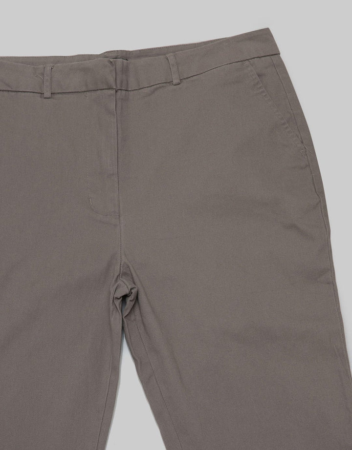 Geela Slim Fit Pant