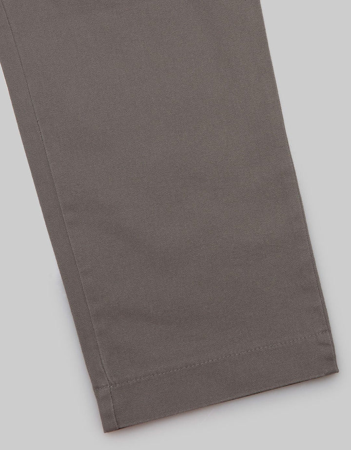 Geela Slim Fit Pant