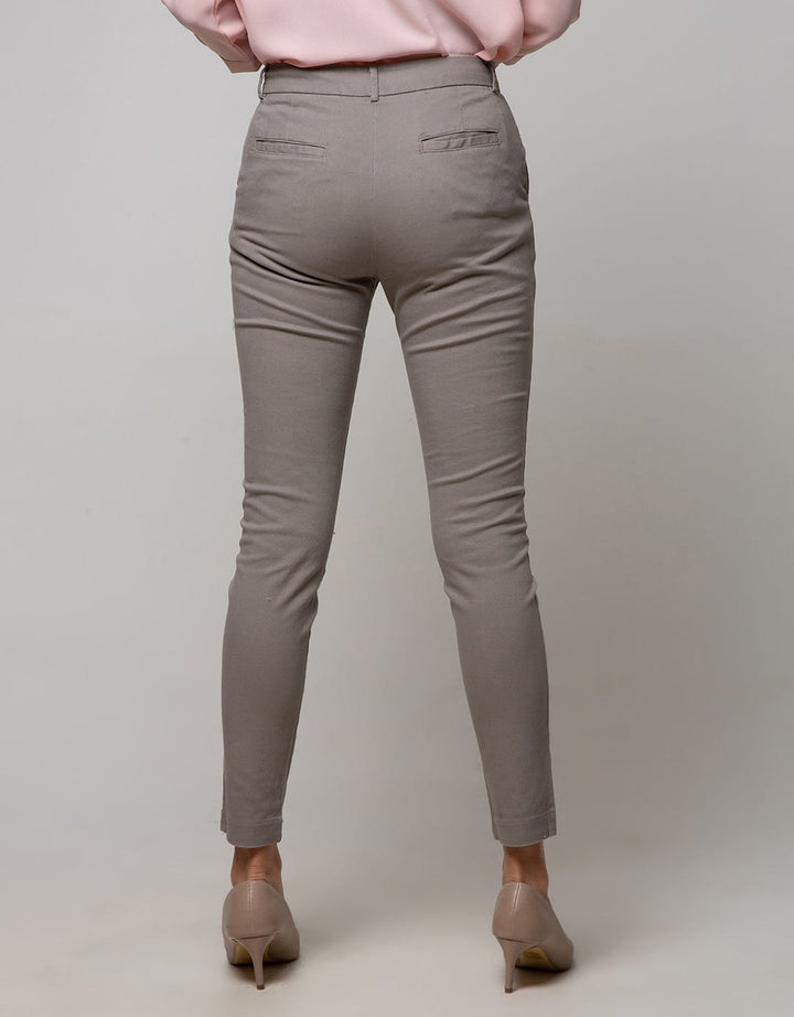 Geela Slim Fit Pant