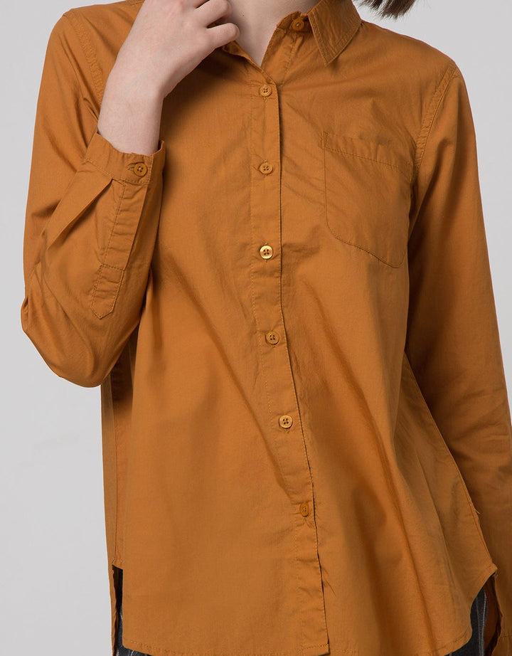 Geela Catharina Kemeja Wanita