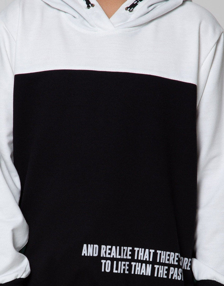 Nevada Sweater Hoody C&S Just Look Up