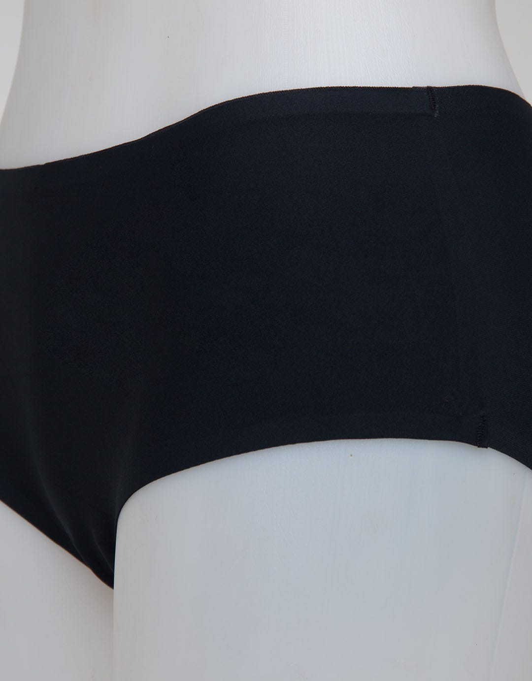 Pierre Cardin Velvety Celana Dalam Wanita