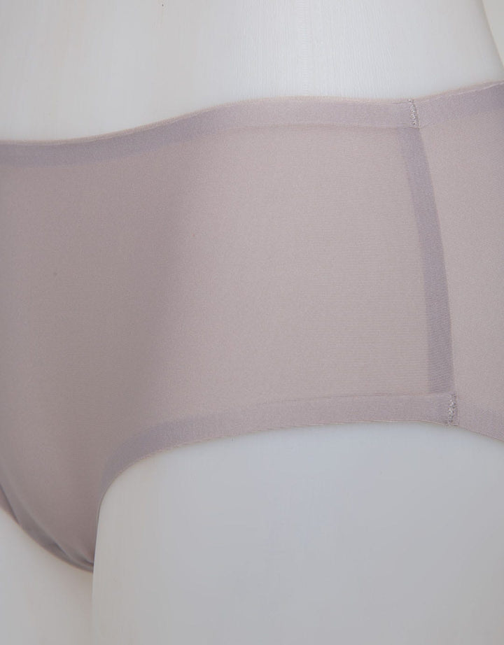 Pierre Cardin Velvety Skin
