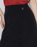 Eprise Denise Rok Wanita