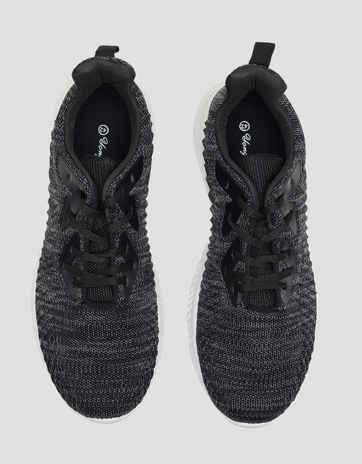 Yongki Komaladi Casual Sporty Look Men's Shoes
