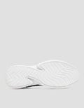 Yongki Komaladi Casual Sporty Look Sepatu Pria
