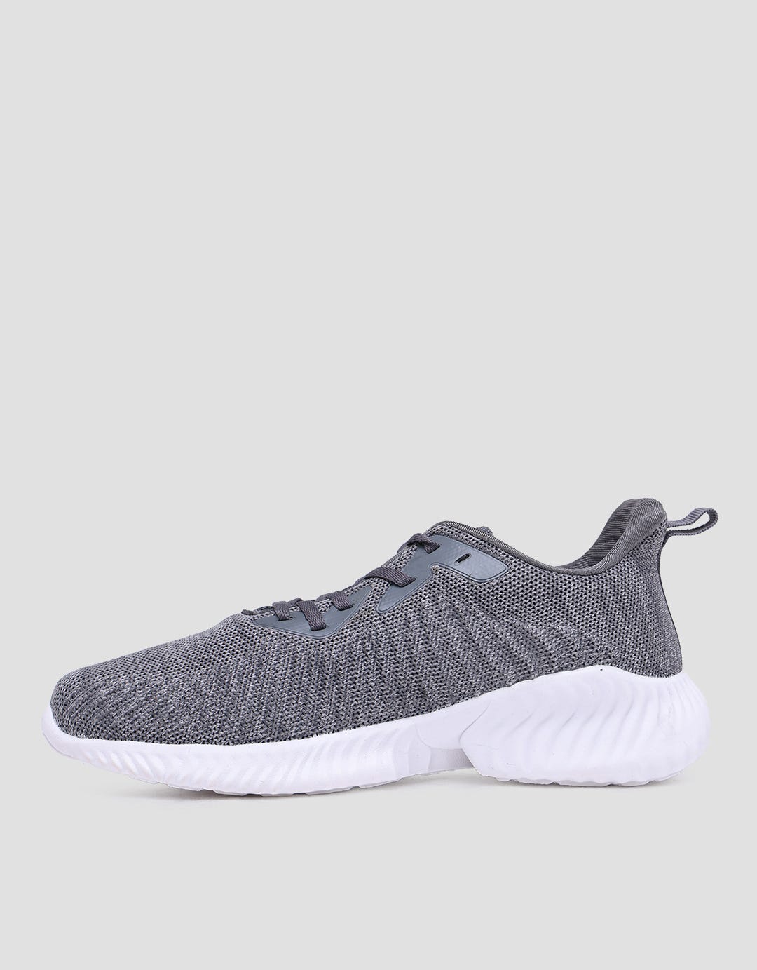 Yongki Komaladi Sepatu Pria Casual Design