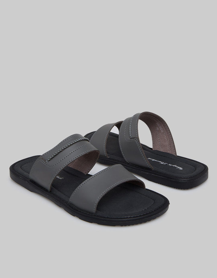 Yongki Komaladi Sandals Open Toe