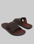 Yongki Komaladi Sandals Man Y-Strap