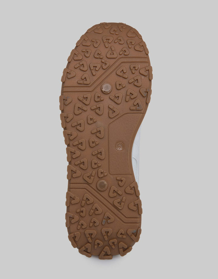 Yongki Komaladi Tom Sneakers Pria
