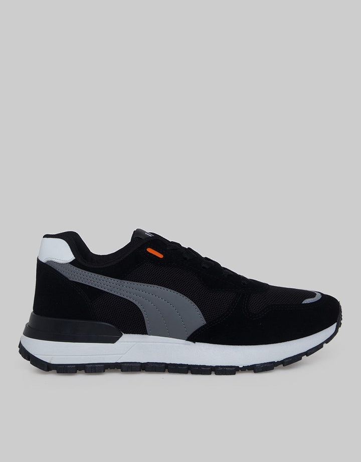 Yongki Komaladi Sneakers Shoelace Men