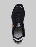 Yongki Komaladi Men Casual Sneakers