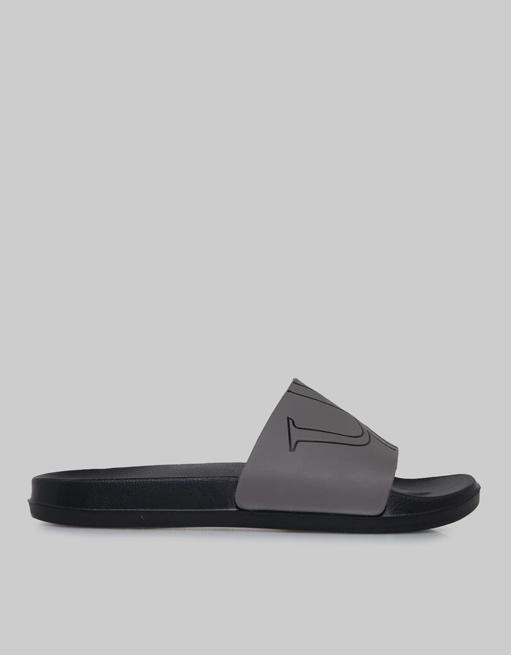 Yongki Komaladi Sandals Big Strap