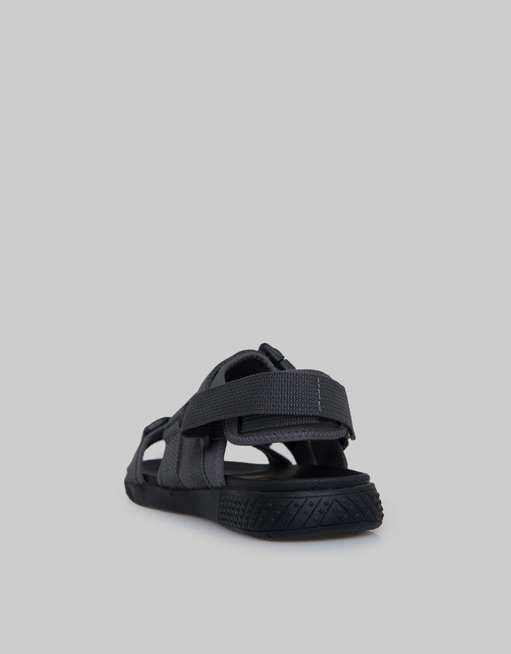 Yongki Komaladi Outdoor Sandal Pria