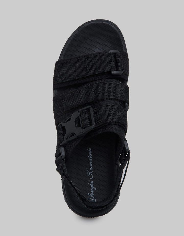 Yongki Komaladi Outdoor Sandal Pria