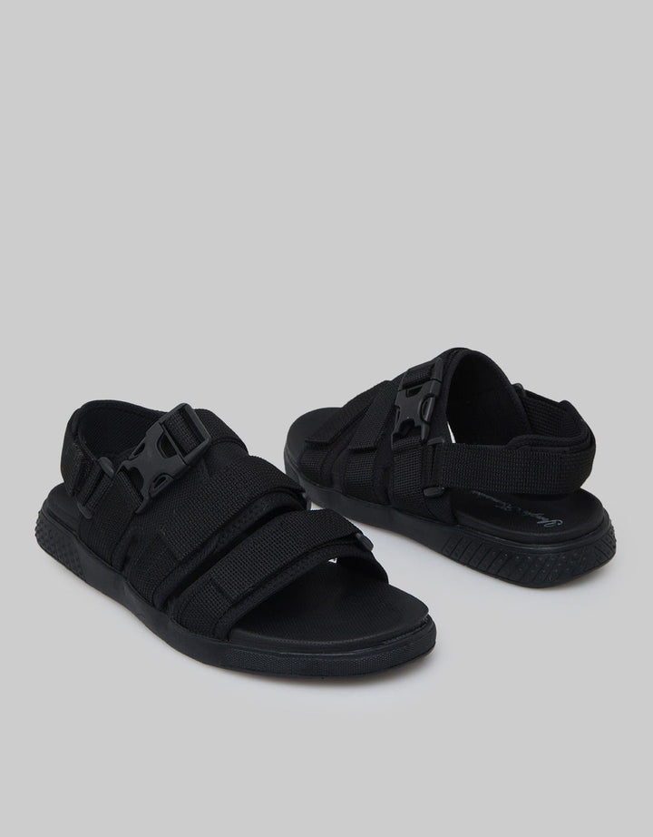 Yongki Komaladi Gladiator Vibe Sandal Pria