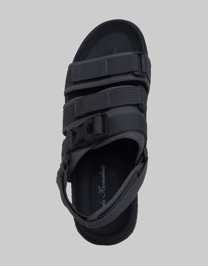Yongki Komaladi Sandals Buckle Multi Strap