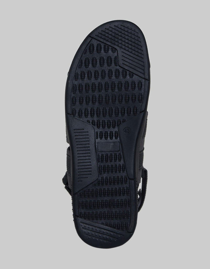 Yongki Komaladi Sandals Buckle Multi Strap