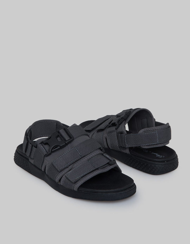 Yongki Komaladi Outdoor Men's Sandals