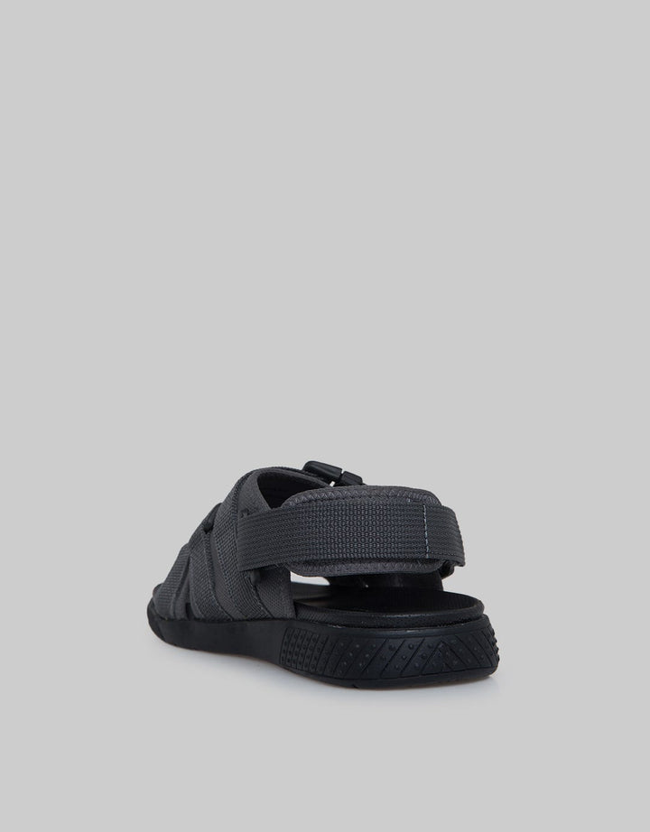 Yongki Komaladi Outdoor Men's Sandals