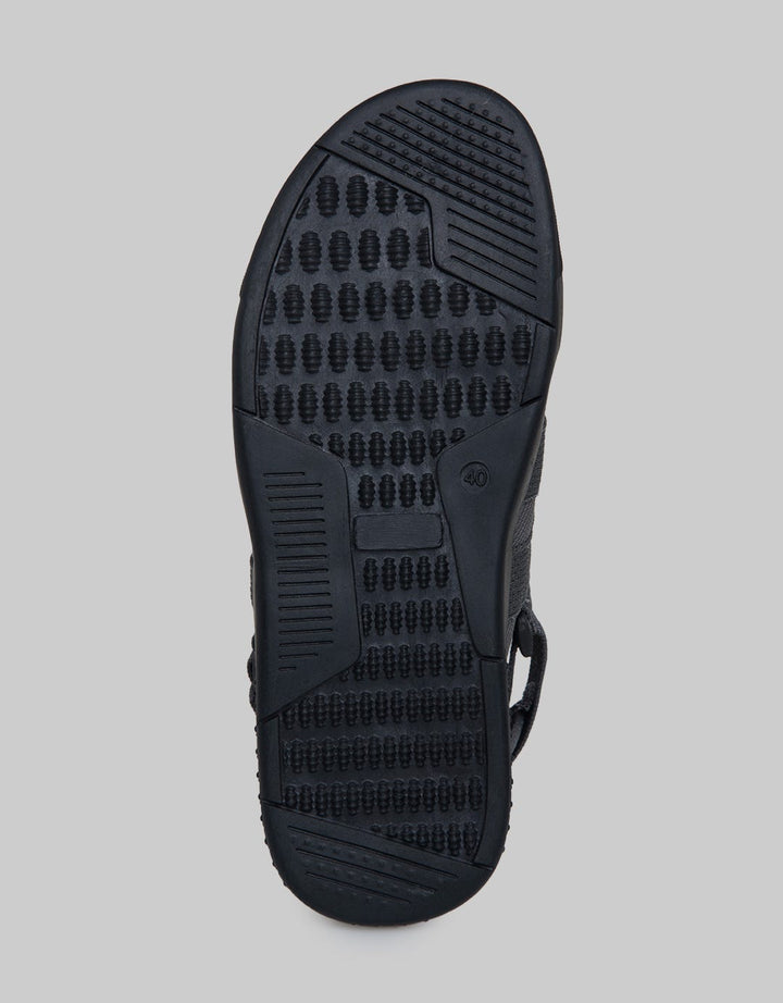 Yongki Komaladi Outdoor Men's Sandals