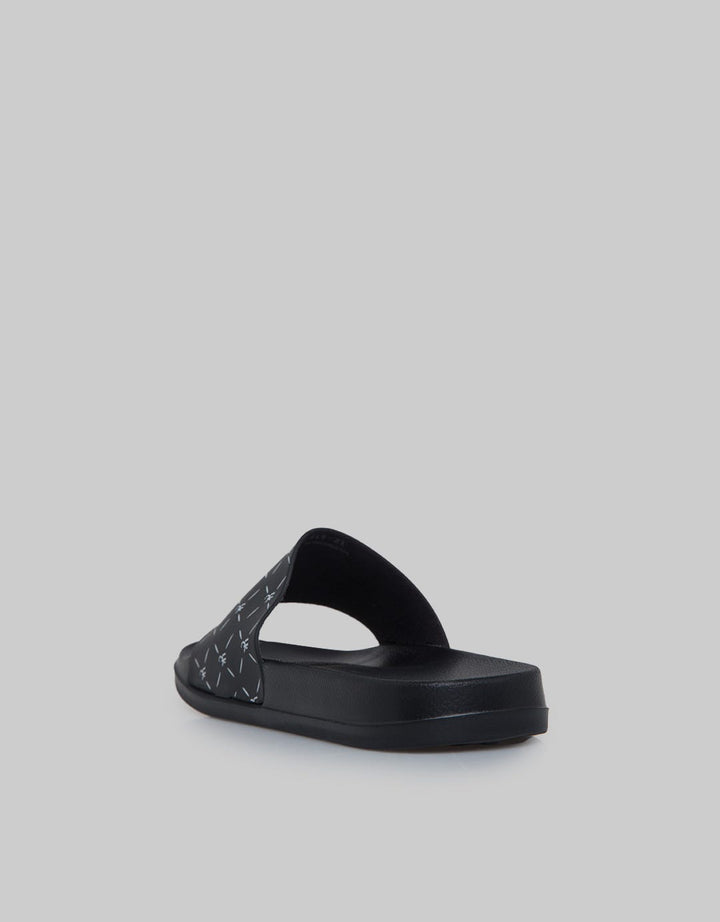 Yongki Komaladi Sandals Big Strap