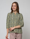 St. Yves Long Sleeve Blouse Print With Gold Button