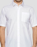 Cole Basic Solid Reg Fit Men's Short Sleeve Shirt