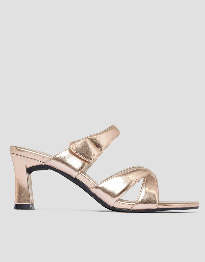 Yongki Komaladi Beauty Sepatu Heels Wanita