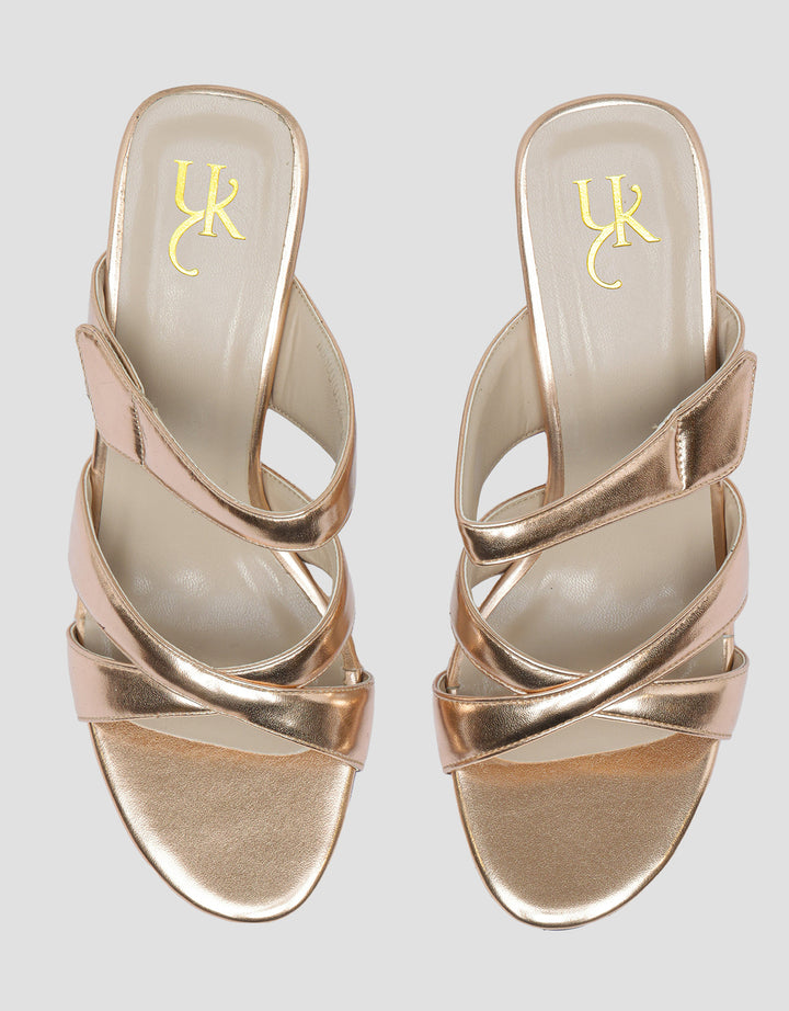 Yongki Komaladi Beauty Sepatu Heels Wanita