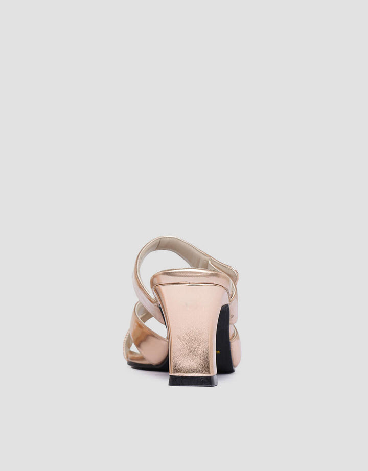 Yongki Komaladi Beauty Sepatu Heels Wanita