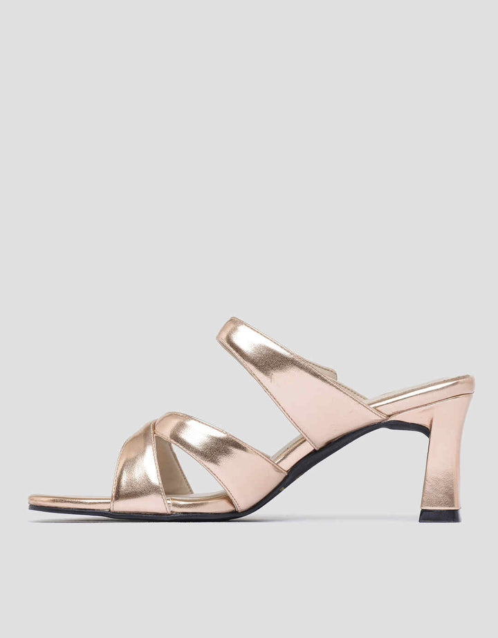 Yongki Komaladi Beauty Sepatu Heels Wanita