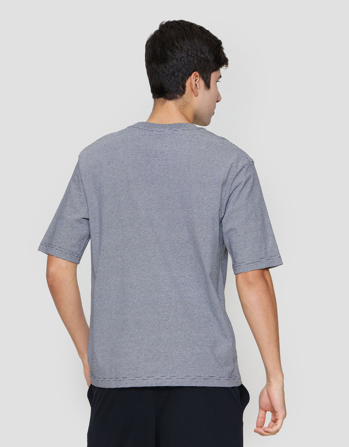 Suko Oversized Garis Kerah Bulat Kaos Lengan Pendek Pria