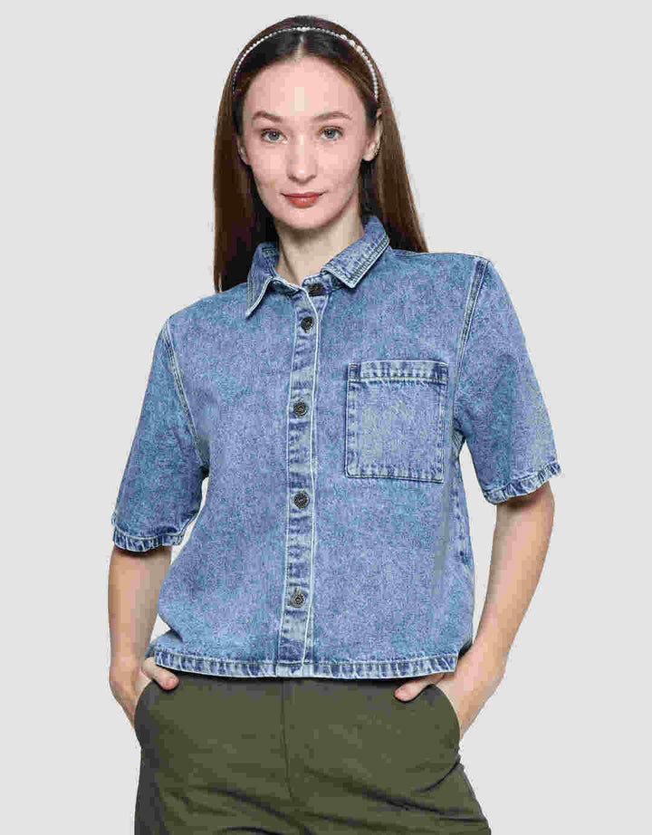Nevada With Pocket Kemeja Denim Lengan Pendek Wanita