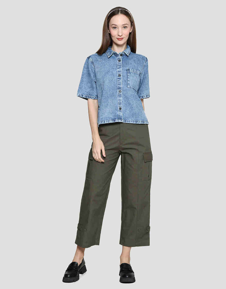 Nevada With Pocket Kemeja Denim Lengan Pendek Wanita