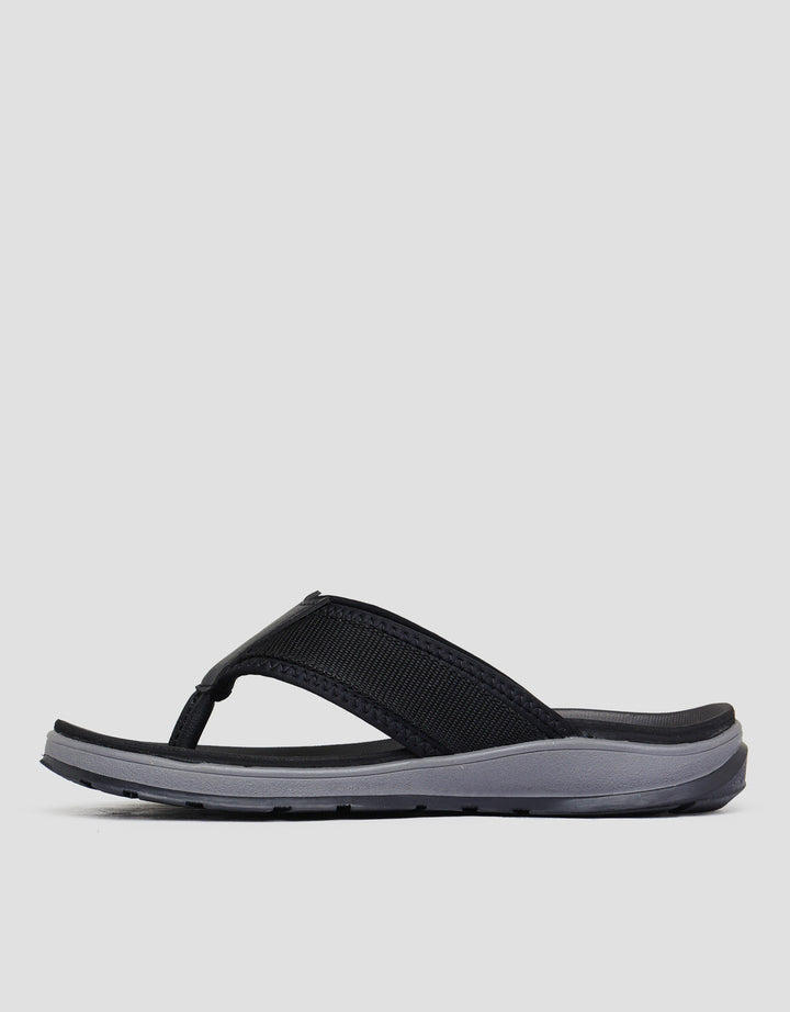 Yongki Komaladi Sandal Flipflop Pria