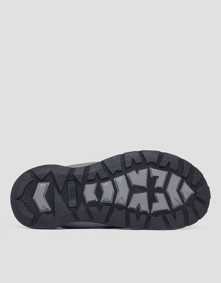 Yongki Komaladi Sandal Flipflop Pria