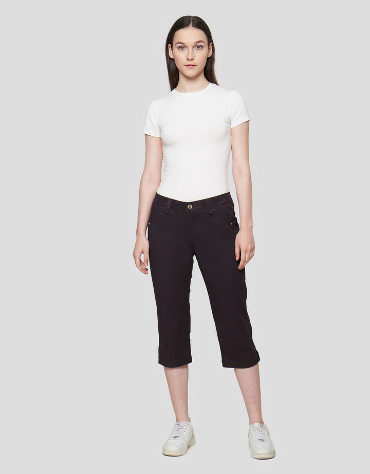 Cardinal Girl Bermuda Celana Wanita